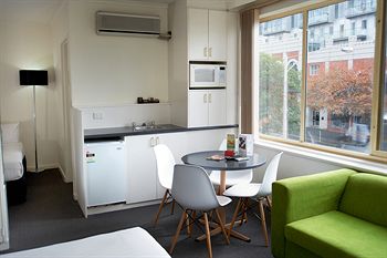 City Edge Serviced Apartments East Melbourne - Accommodation Tasmania 32