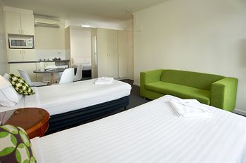 City Edge Serviced Apartments East Melbourne - Accommodation Tasmania 34