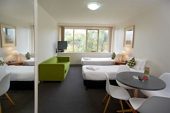 City Edge Serviced Apartments East Melbourne - Accommodation Tasmania 35