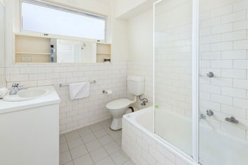 City Edge Serviced Apartments East Melbourne - Accommodation Tasmania 44