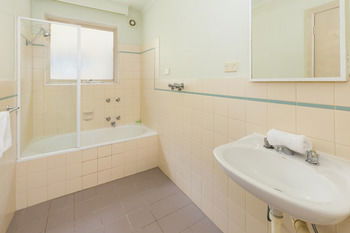 City Edge Serviced Apartments East Melbourne - Accommodation Tasmania 47