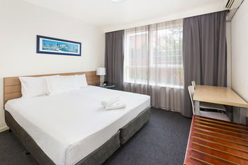 City Edge Serviced Apartments East Melbourne - Accommodation Tasmania 48