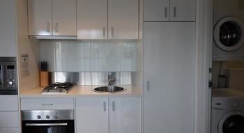 Hiigh Apartments - Accommodation Tasmania 4