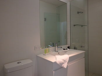 Hiigh Apartments - Accommodation Tasmania 24