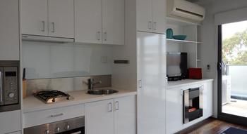 Hiigh Apartments - Accommodation Tasmania 26