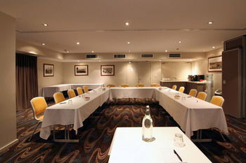 Quality Hotel Sands - Accommodation Tasmania 24