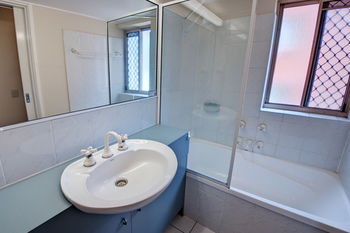 Osprey Apartments - Accommodation Tasmania 16