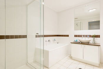 Apartments @ Glen Waverley - Accommodation Tasmania 0