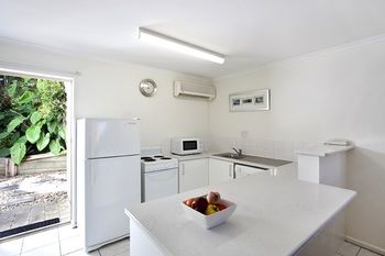 Beach Breakers Resort - Accommodation Tasmania 35