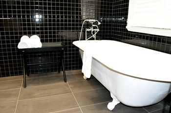 Middle Park Hotel - Accommodation Tasmania 13