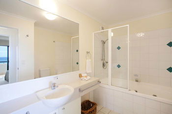 The Point Coolum - Accommodation Tasmania 4