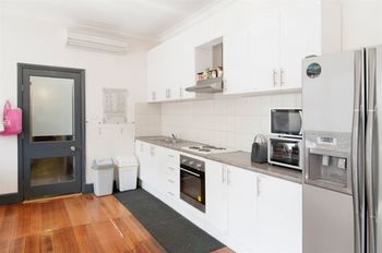 Lily Sands Inn - Accommodation Tasmania 3