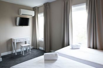 Lily Sands Inn - Accommodation Tasmania 17