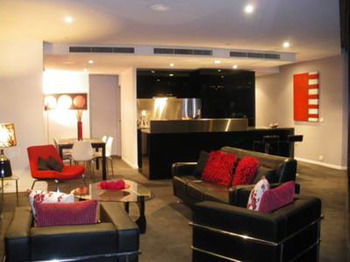 Docklands Executive Apartments - Accommodation Tasmania 7