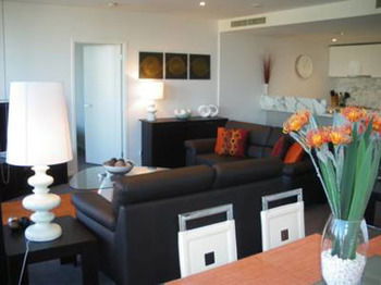 Docklands Executive Apartments - Accommodation Tasmania 8