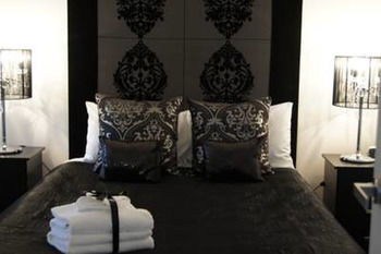 Docklands Executive Apartments - Accommodation Tasmania 12