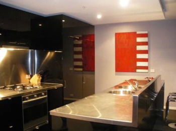 Docklands Executive Apartments - Accommodation Tasmania 15