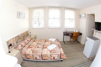 Manly Oceanside - Accommodation Tasmania 10