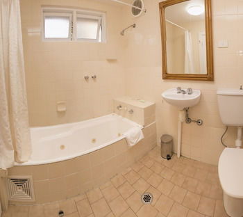 Manly Oceanside - Accommodation Tasmania 31