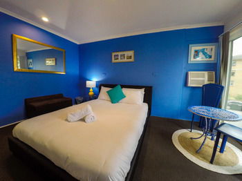 Manly Oceanside - Accommodation Tasmania 97