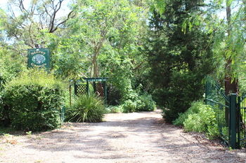 Storey Grange - Accommodation Tasmania 6