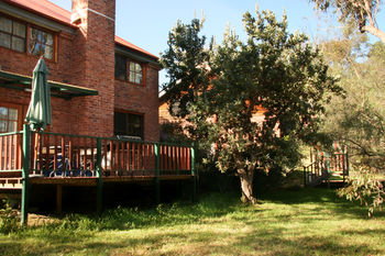 Storey Grange - Accommodation Tasmania 24