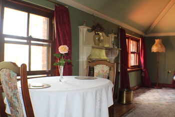 Storey Grange - Accommodation Tasmania 39