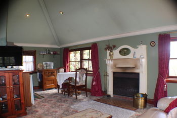 Storey Grange - Accommodation Tasmania 40