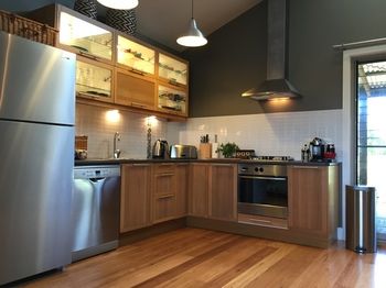 Lilies Luxury Retreats - Accommodation Tasmania 18