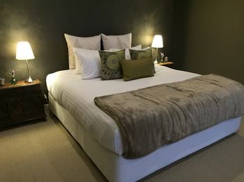 Lilies Luxury Retreats - Accommodation Tasmania 48