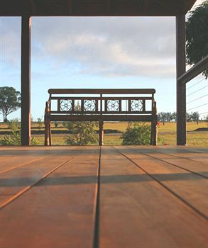 Lilies Luxury Retreats - Accommodation Tasmania 7