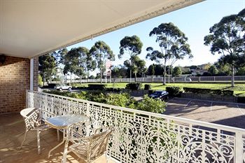 The Hermitage Motel - Accommodation Tasmania 12