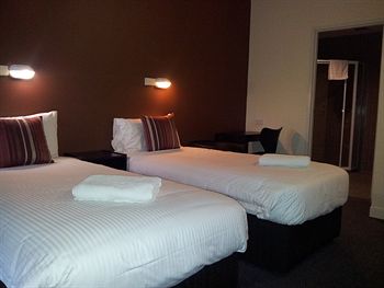 Urban Central Accommodation - Hostel - Accommodation Tasmania 0