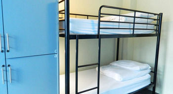 Urban Central Accommodation - Hostel - Accommodation Tasmania 13