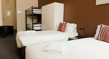 Urban Central Accommodation - Hostel - Accommodation Tasmania 14
