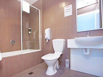 Urban Central Accommodation - Hostel - Accommodation Tasmania 19