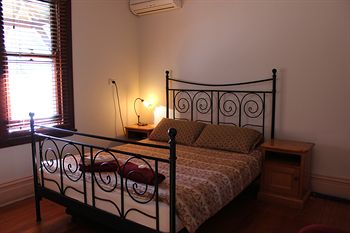 Burwood Bed And Breakfast - Accommodation Tasmania 4