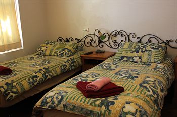 Burwood Bed And Breakfast - Accommodation Tasmania 9