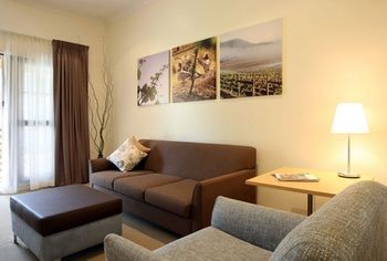 Pokolbin Village - Accommodation Tasmania 36