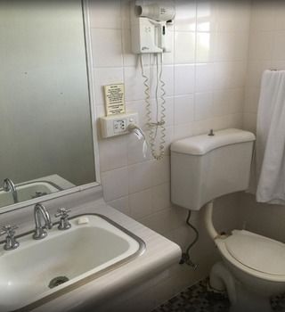 Echo Point Discovery Motel - Accommodation Tasmania 3