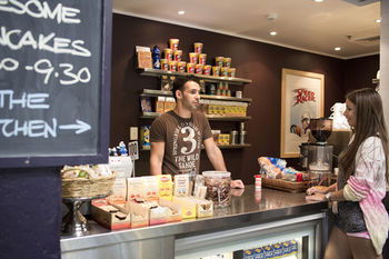 Sydney Railway Square YHA - Hostel - Accommodation Tasmania 11