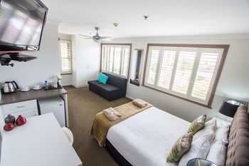 Sinclairs Bondi - Accommodation Tasmania 6