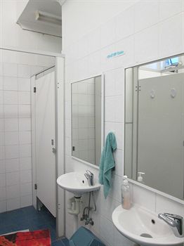 Casa Central Accommodation - Hostel - Accommodation Tasmania 4