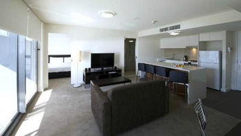 Chifley Executive Suites - Accommodation Tasmania 20