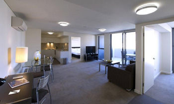 Chifley Executive Suites - Accommodation Tasmania 21