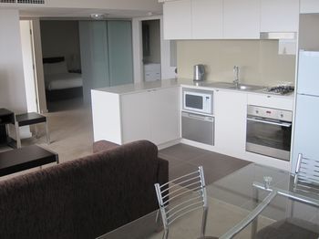 Chifley Executive Suites - Accommodation Tasmania 3