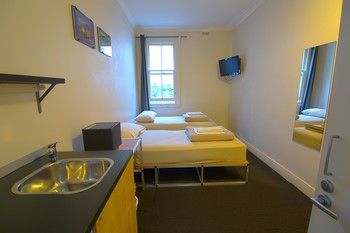 Cambridge Lodge - Hostel/Backpacker - Accommodation Tasmania 12