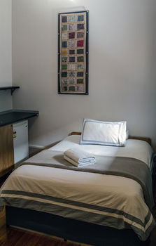 Cambridge Lodge - Hostel/Backpacker - Accommodation Tasmania 28