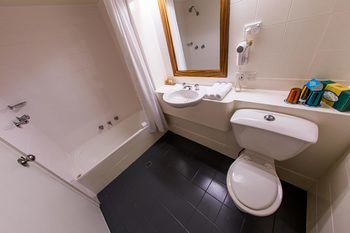 Abey Hotel - Accommodation Tasmania 8
