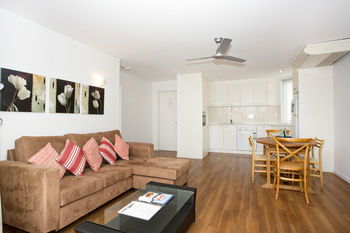 Maison Noosa Beachfront Resort - Accommodation Tasmania 2